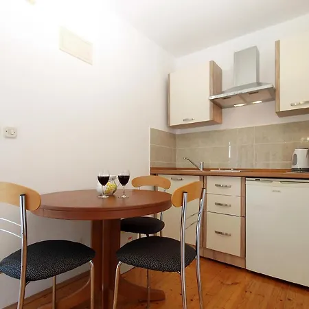 Apartment Fuer 2 Personen Ca 30 Qm In Fazana, Istrien Istrische Riviera