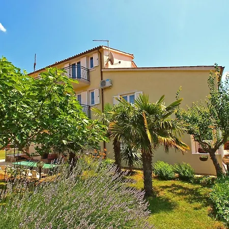 Fuer 2 Personen Ca 30 Qm In Fazana, Istrien Istrische Riviera *